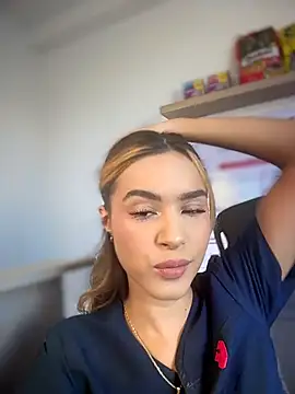 Snapshot of Natalia__vidal chatting on 1, 8, 2026 Natalia vidal online show from 1, 8, 2026