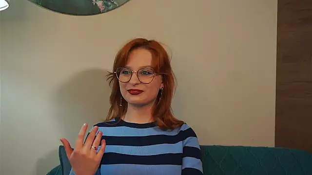 LeisleyMoll online show from 7, 5, 2026