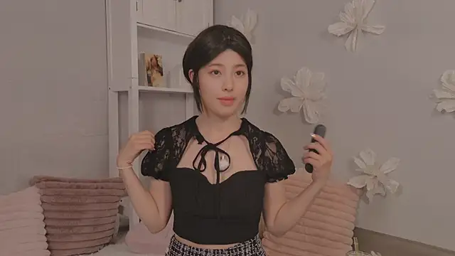 sakura-ch- online show from 6, 8, 2026