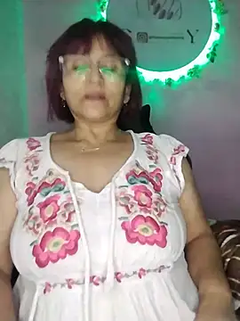 Snapshot of vitaminafranccesca chatting on 15, 6, 2026 vitaminafranccesca online show from 15, 6, 2026
