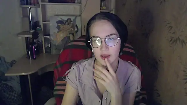 Alessa Kiss online show from 28, 5, 2026