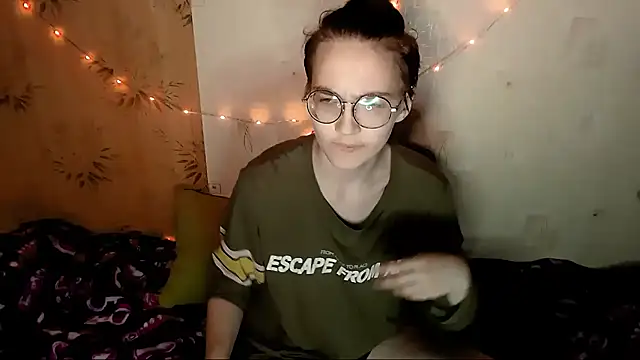 Alessa Kiss online show from 29, 5, 2026