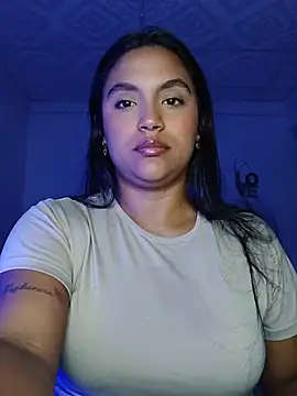 Snapshot of latin_indian chatting on 31, 5, 2026 latin indian online show from 31, 5, 2026