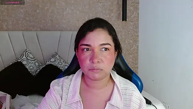 Snapshot of AliceSmity__ chatting on 1, 7, 2026 AliceSmity online show from 1, 7, 2026
