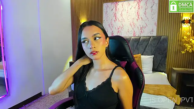 Snapshot of Aisha_Vex chatting on 13, 5, 2026 Aisha Vex online show from 13, 5, 2026