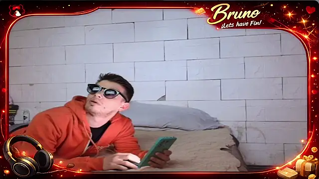 Snapshot of Elguingo chatting on 11, 5, 2026 Elguingo online show from 11, 5, 2026