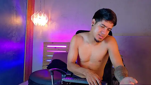 Snapshot of criss_hardcock_ chatting on 6, 6, 2026 criss hardcock online show from 6, 6, 2026
