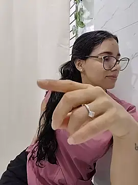 alanahot94 online show from 19, 7, 2026