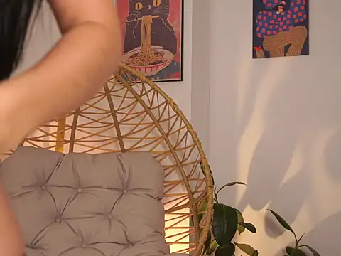 Snapshot of beauty_latina chatting on 14, 6, 2026 beauty latina online show from 14, 6, 2026