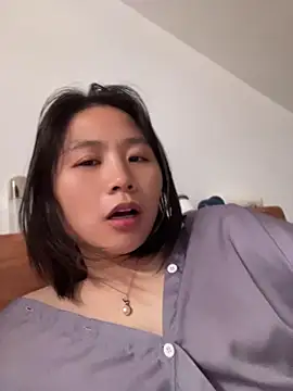 Snapshot of Iridessa- chatting on 27, 6, 2026 Iridessa- online show from 27, 6, 2026