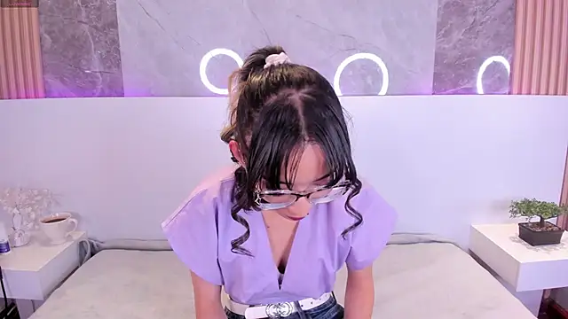 Snapshot of EmiliaBell_ chatting on 20, 6, 2026 EmiliaBell online show from 20, 6, 2026