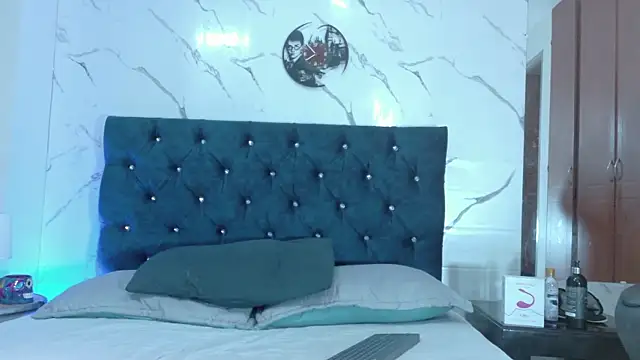 Snapshot of _maximo_1 chatting on 27, 5, 2026 maximo 1 online show from 27, 5, 2026