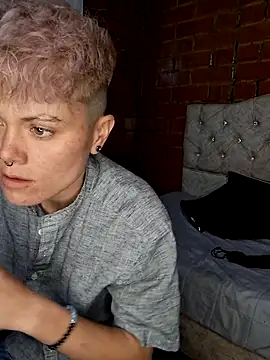 Megan-r online show from 9, 5, 2026
