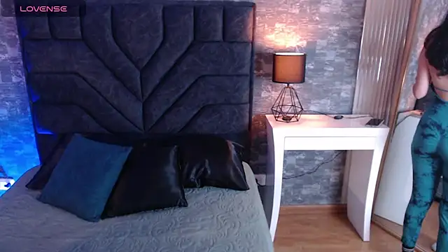 Snapshot of Mily_Fg chatting on 16, 6, 2026 Mily Fg online show from 16, 6, 2026