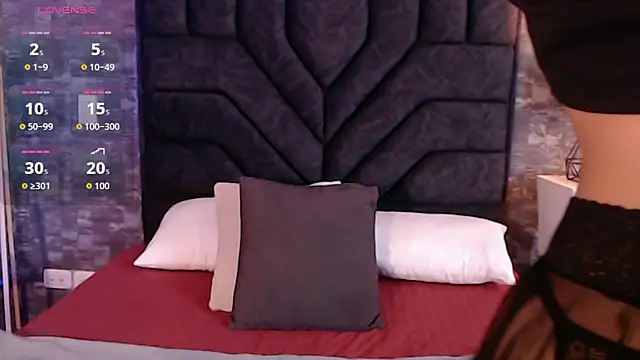 Snapshot of Mily_Fg chatting on 23, 6, 2026 Mily Fg online show from 23, 6, 2026