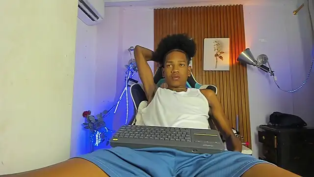 Afrowayuu online show from 4, 6, 2026