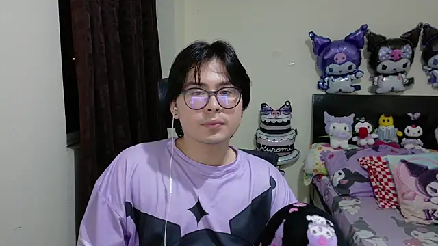 Snapshot of kuromi_boy chatting on 7, 6, 2026 kuromi boy online show from 7, 6, 2026