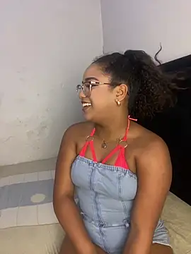 Snapshot of Sarays_fantasy chatting on 9, 5, 2026 Sarays fantasy online show from 9, 5, 2026