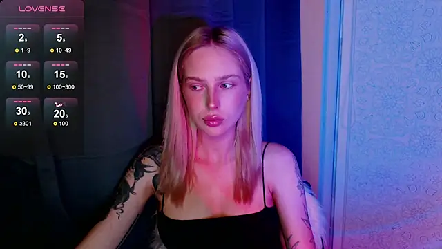 Snapshot of MichelleVelour chatting on 14, 5, 2026 MichelleVelour online show from 14, 5, 2026