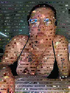Snapshot of BadMommyyyyy chatting on 23, 5, 2026 BadMommyyyyy online show from 23, 5, 2026