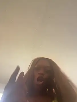 Snapshot of BlaqueBarbee chatting on 10, 7, 2026 BlaqueBarbee online show from 10, 7, 2026
