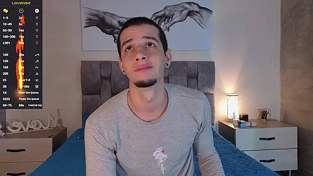Snapshot of isaacblaze_ chatting on 3, 6, 2026 isaacblaze online show from 3, 6, 2026