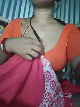 Snapshot of Curvy_Rhea chatting on 19, 5, 2026 Curvy Rhea online show from 19, 5, 2026