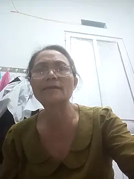 Vieekee online show from 11, 5, 2026