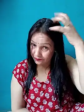 Snapshot of simmy14321 chatting on 14, 6, 2026 simmy14321 online show from 14, 6, 2026