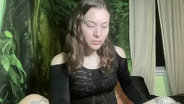 mo0ngoddess online show from 30, 10, 2025