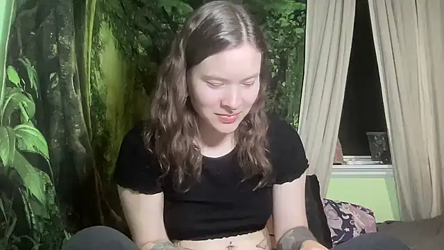 mo0ngoddess online show from 15, 2, 2026