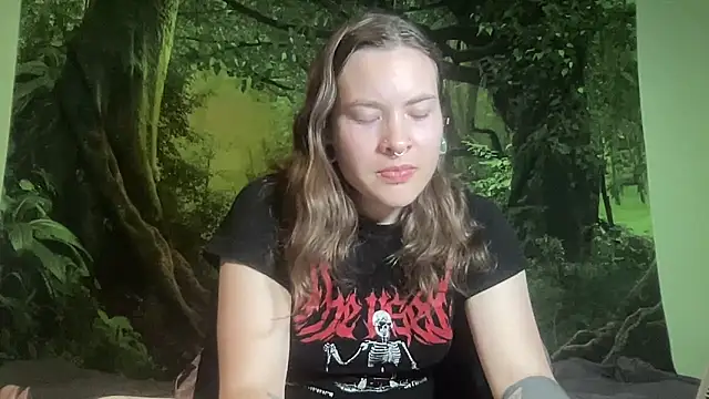 mo0ngoddess online show from 18, 4, 2026