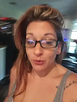 Snapshot of missbellastar chatting on 15, 5, 2026 missbellastar online show from 15, 5, 2026