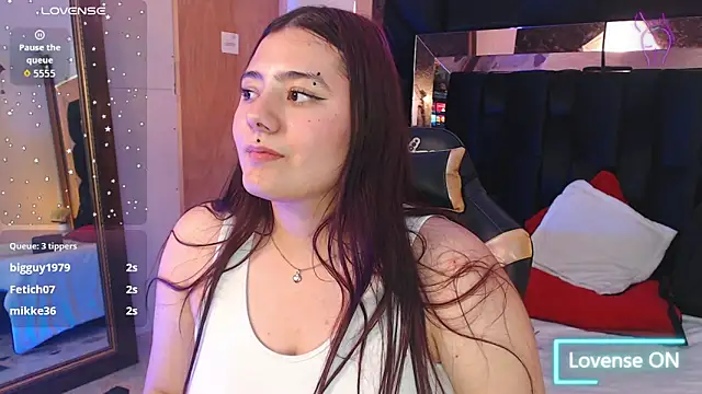 Snapshot of Lizeth_bigboob chatting on 3, 6, 2026 Lizeth bigboob online show from 3, 6, 2026
