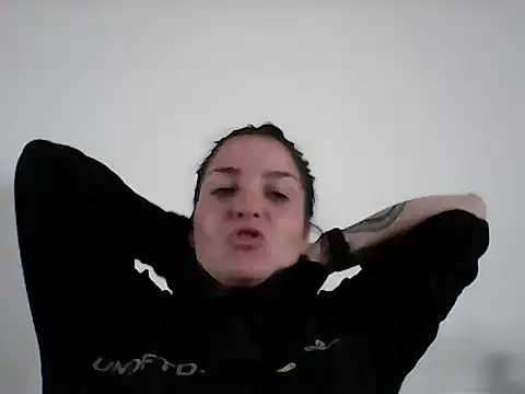 Snapshot of selenepowerpro chatting on 15, 5, 2026 selenepowerpro online show from 15, 5, 2026