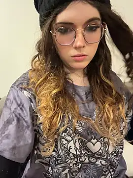 cutypiefull online show from 15, 5, 2026