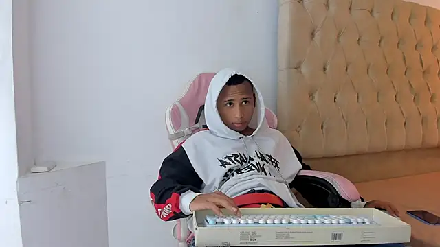 Supreme Badboy online show from 29, 6, 2026