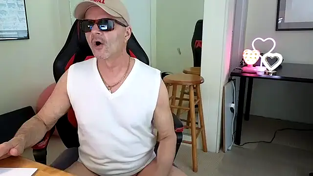 hotdadbod online show from 31, 1, 2025