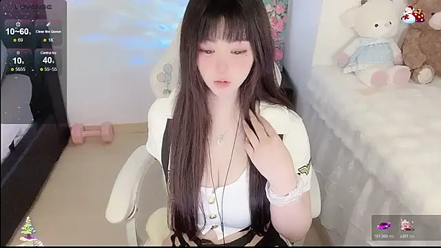Snapshot of Mititii chatting on 18, 5, 2026 Mititii online show from 18, 5, 2026
