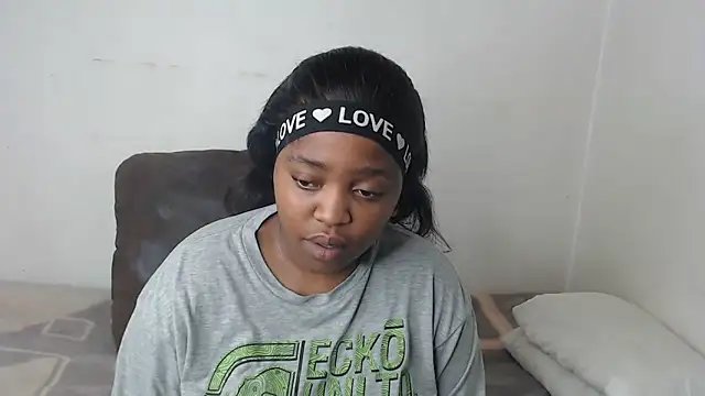 African Busty online show from 23, 6, 2026