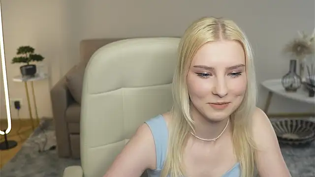 Snapshot of LaynePingitore chatting on 16, 5, 2026 LaynePingitore online show from 16, 5, 2026