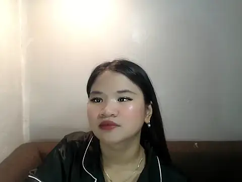 Snapshot of xLovelyMaxinex chatting on 14, 5, 2026 xLovelyMaxinex online show from 14, 5, 2026