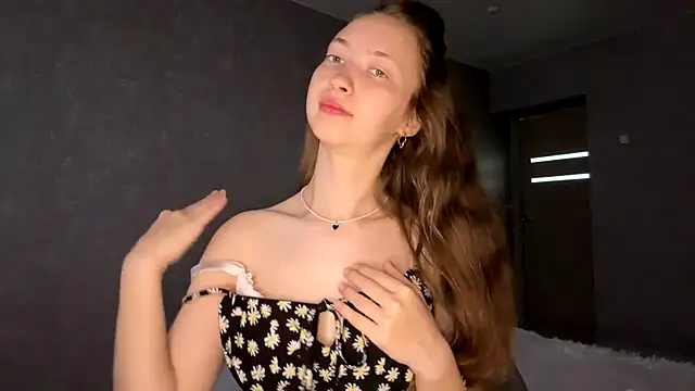 Snapshot of Emily_Mur_ chatting on 6, 7, 2026 Emily Mur online show from 6, 7, 2026