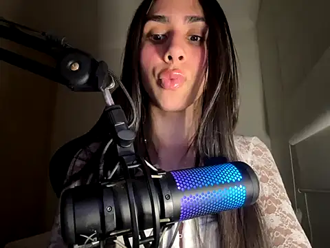 Snapshot of marquezaaa chatting on 9, 6, 2026 marquezaaa online show from 9, 6, 2026