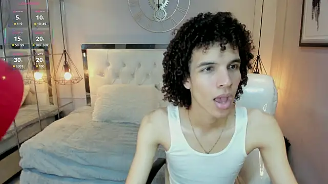 Snapshot of felix_haze chatting on 7, 6, 2026 felix haze online show from 7, 6, 2026
