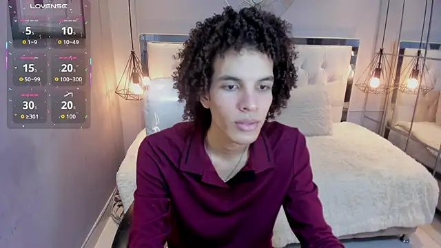 Snapshot of felix_haze chatting on 25, 6, 2026 felix haze online show from 25, 6, 2026