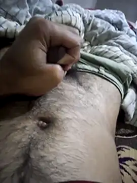 guyswithhardcock online show from 15, 5, 2026