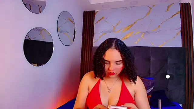 Snapshot of Sol__Latina chatting on 2, 7, 2026 Sol Latina online show from 2, 7, 2026