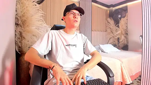 Diamondss 1 online show from 15, 5, 2026