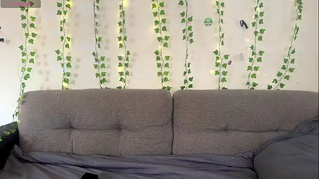 Snapshot of SeXLenaX chatting on 5, 7, 2026 SeXLenaX online show from 5, 7, 2026